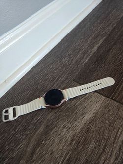 Samsung Galaxy Smart Watch 4