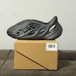 Yeezy foam runner