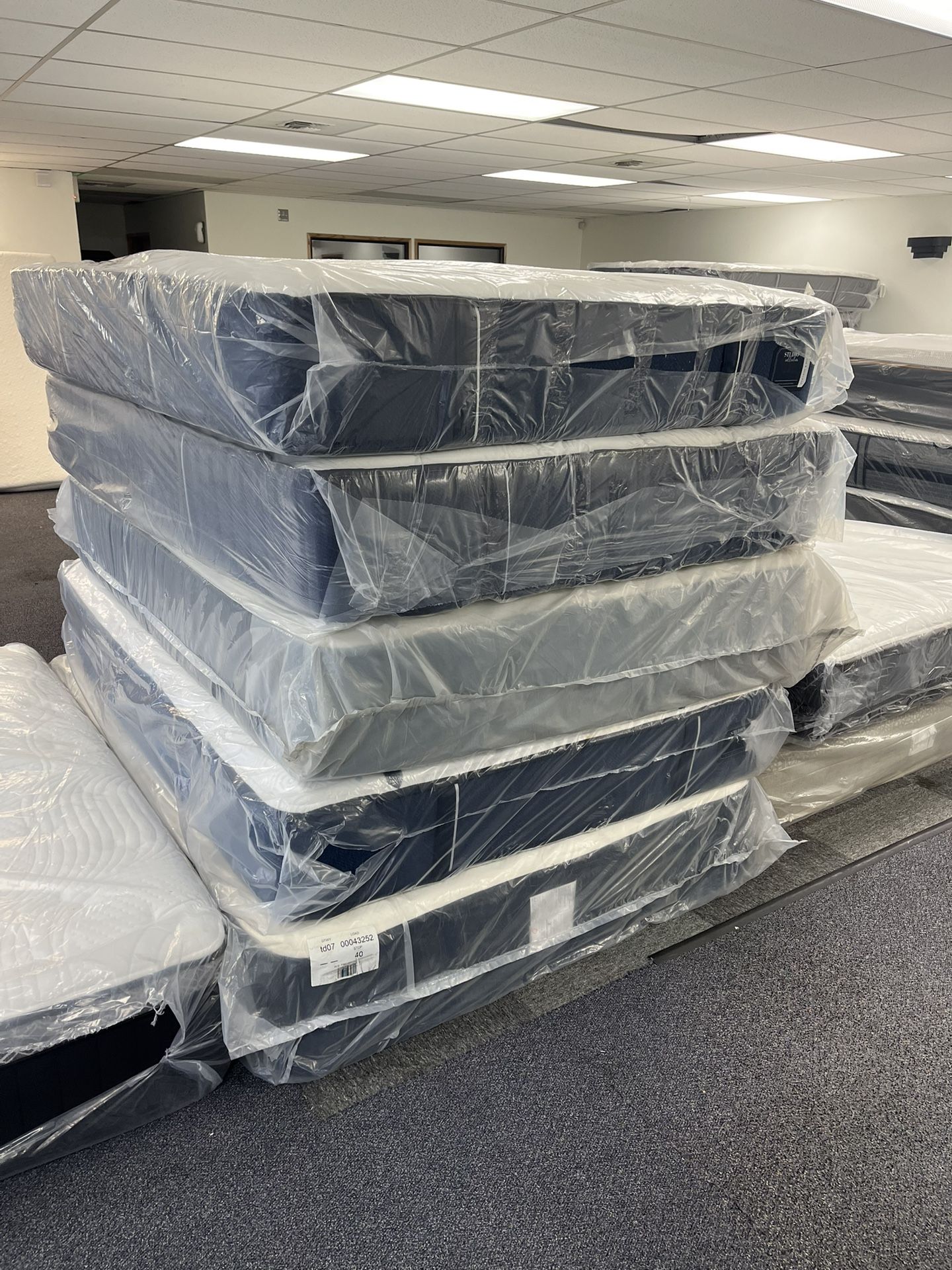 Mattress Sale!! Spring Sale!! New Inventory!! MSG Asap!