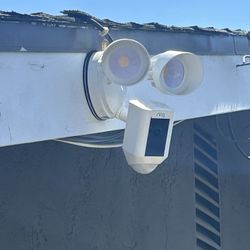 Ring Motion Sensor Light/camera 