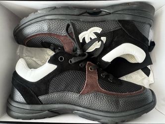 Chanel runners