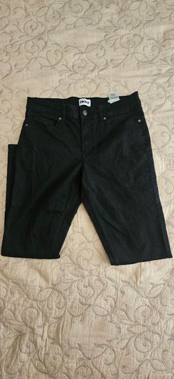 Men's Clothing Bundle - 2 Medium Shirts + DKNY Black Jeans 32x30