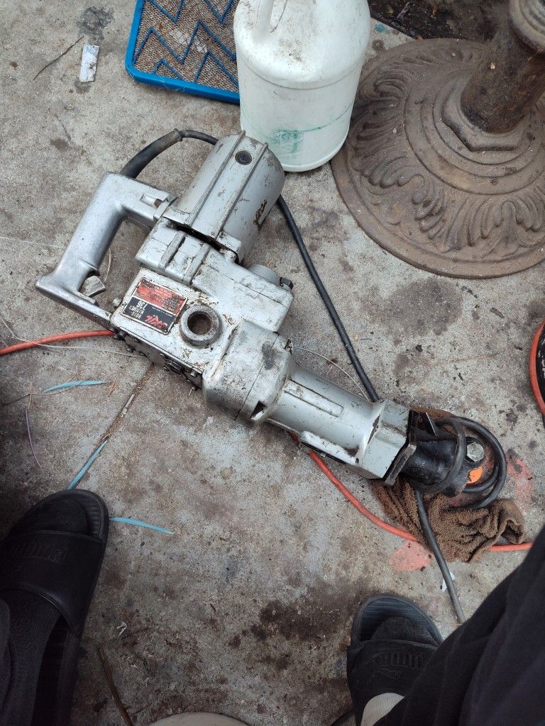 ROTO HAMMER 736 for Sale in Bell Gardens, CA OfferUp