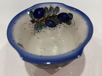 Small Berry Polish Pottery Bowl