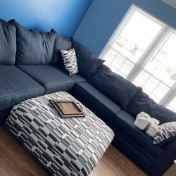 Blue 4 piece fabric couch 