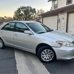 Toyota Camry 