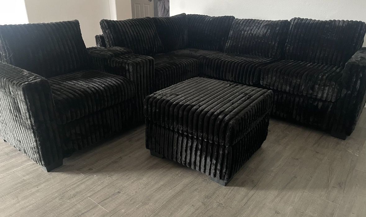 Sectional Sofa Set