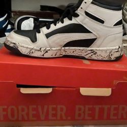 Puma High- Top Sneakers - Black/White - Size: 5.5 Men's Or Youths 