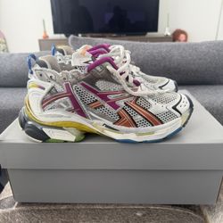 Balenciaga Runner Multi Color