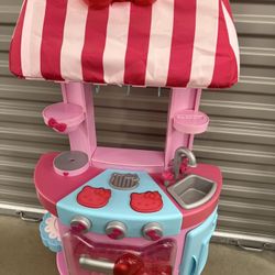 Hello Kitty Kitchen Cafe 