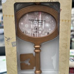 Wooden Key Disneyland Photo Frame 