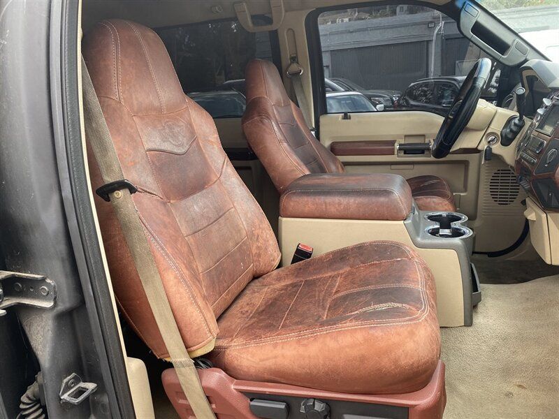2008 Ford F-350 Super Duty King Ranch 4dr Crew Cab SB DRW