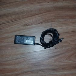 Toshiba laptop charger $12