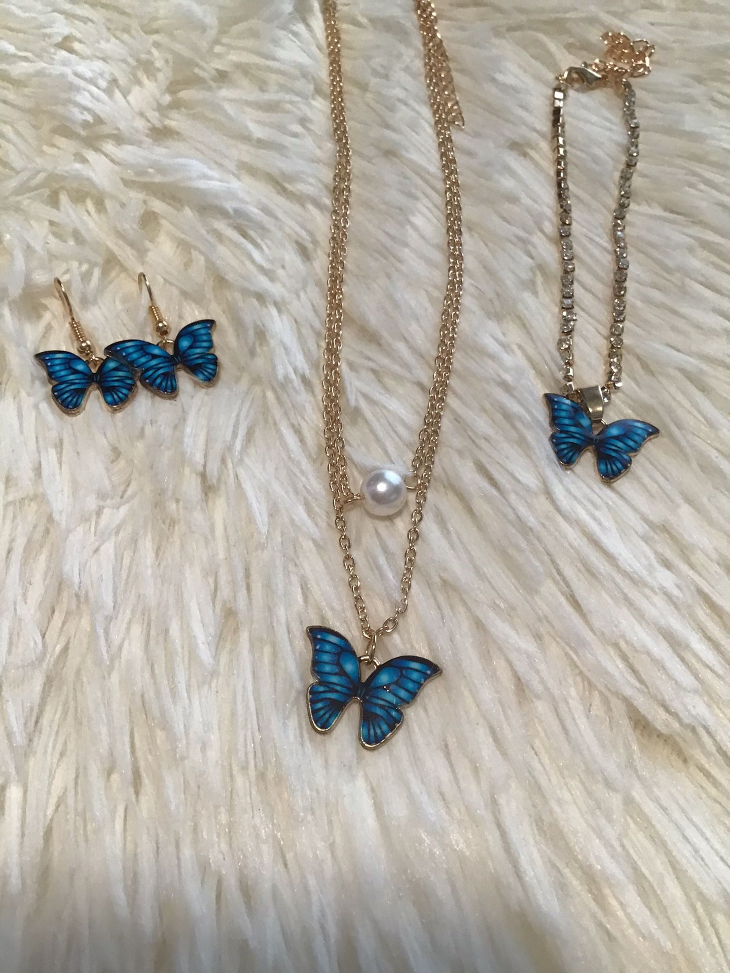 Cute Butterfly Necklace Set $8