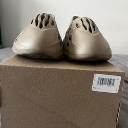Yeezy Foam Runner Sz 14