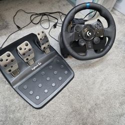 Logitech G923 Steering Wheel For PS5 / PC