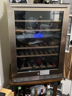 Wine Cooler INSIGNIA