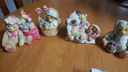 Cherished teddies