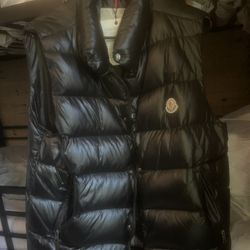 Moncler Tibb Down Vest