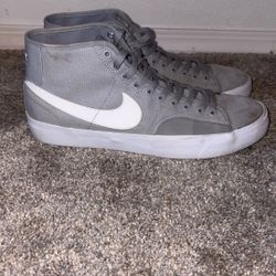 Nike SB, Blazer Court Mid. Grey, Size 11
