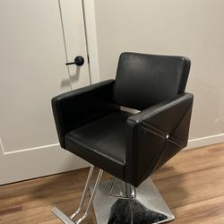 Black Salon Chair