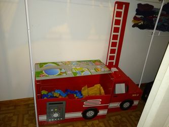 Firetruck Storage and Play table