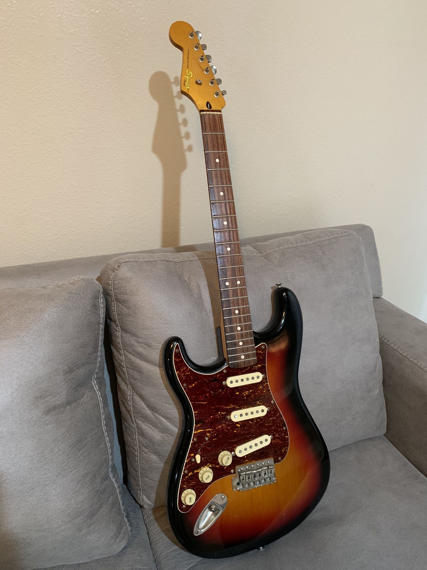 Fender Stratocaster squier left handed