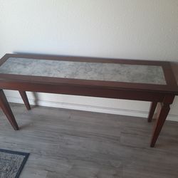 Accent table