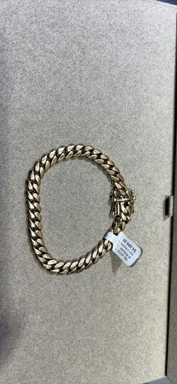 Gold Cuban bracelet