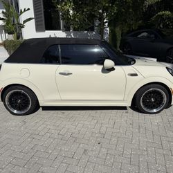 2017 Mini Cooper