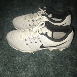 Nike Tailwinds 8