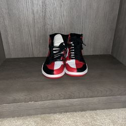 Jordan 1 Retro High Homage To Home Out-numberd