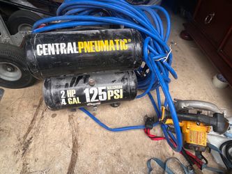 4 gallon 2 HP 125 PSI Twin Tank Air Compressor