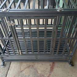 Heavy Duty Metal Dog Crate With Pull Out Tray