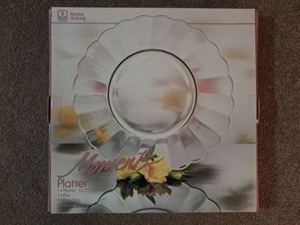 Anchor Hocking Scalloped Platter 