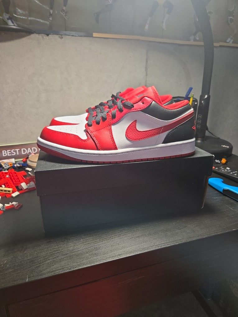 Air Jordan 1 Low