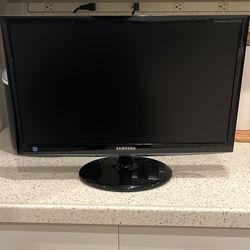 Samsung S22B310B 22” LED Monitor