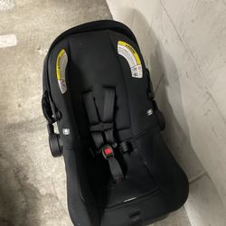 Nuna Pipa Aire Infant Car Seat & Base