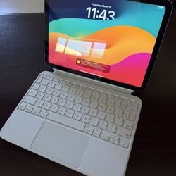 iPad 10th gen 64gb Magic Keyboard $450