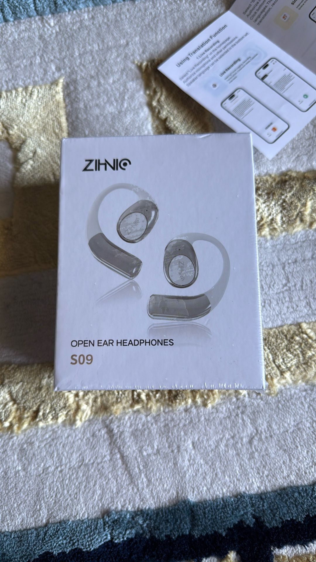 White EarPods Zhinio Company S09