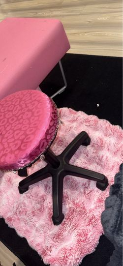 Rolling stool