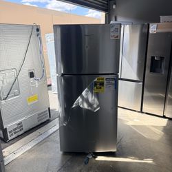 👑WHIRLPOOL STAINLESS STEEL TOP FREEZER REFRIGERATOR 👑