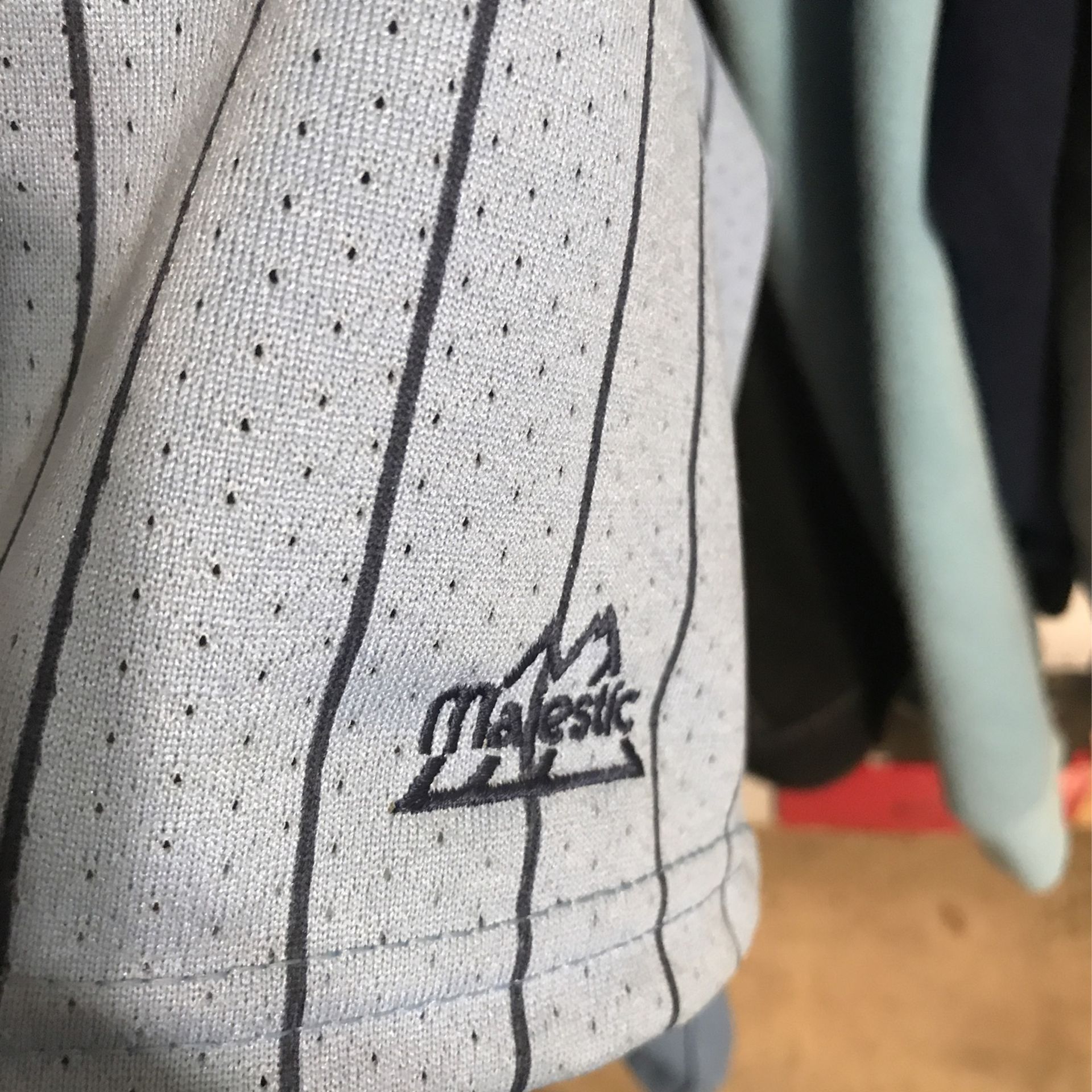 VINTAGE ATLANTA BRAVES BABY BLUE BASEBALL JERSEY MAJESTIC 90'S SZ LARGE  RARE for Sale in West Covina, CA - OfferUp