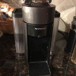 Nespresso Evoluo Deluxe
