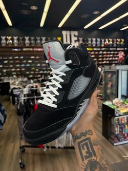 Jordan 5 Retro OG Black Metallic Reimagined