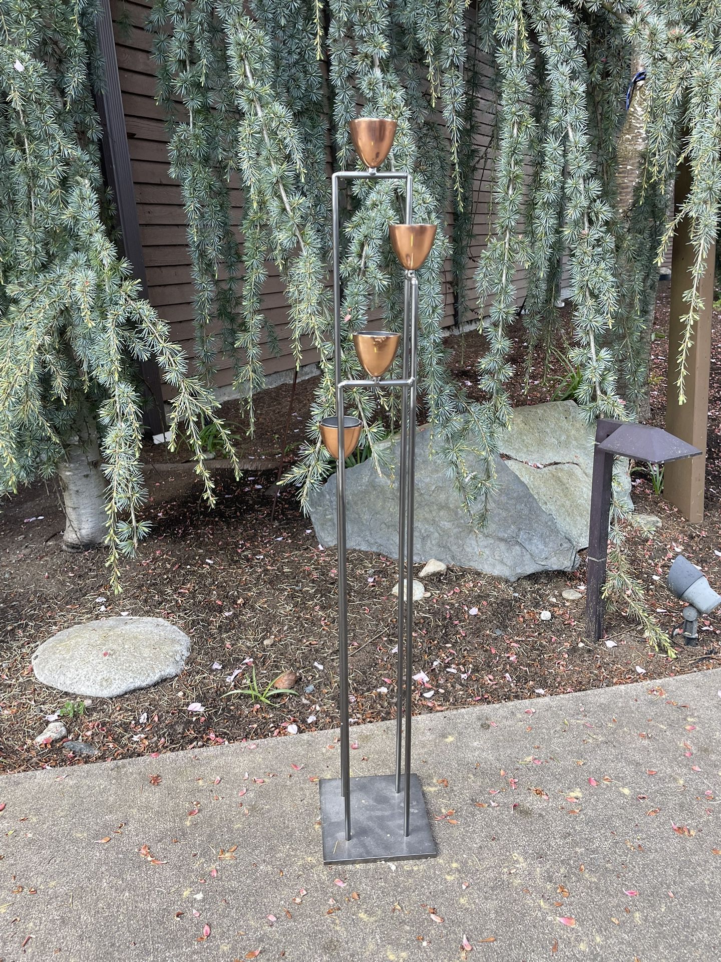 standing metal candle holder