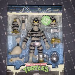 Teenage Mutant Ninja Turtles SCRATCH Super 7 Glow In The Dark Figure 