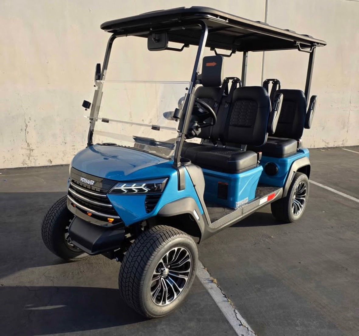 2026 Voyager Commander 4-Forward Non-Lifted 72-Volt Lithium Street Legal LSV Golf Cart