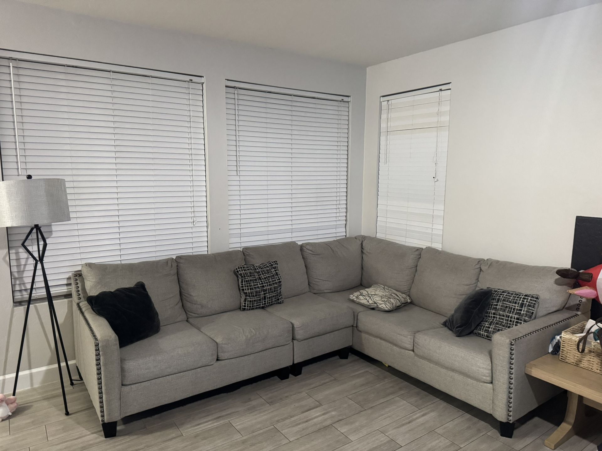 Living Room Sectional Sofa Set