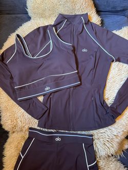three-piece set with the painted logo